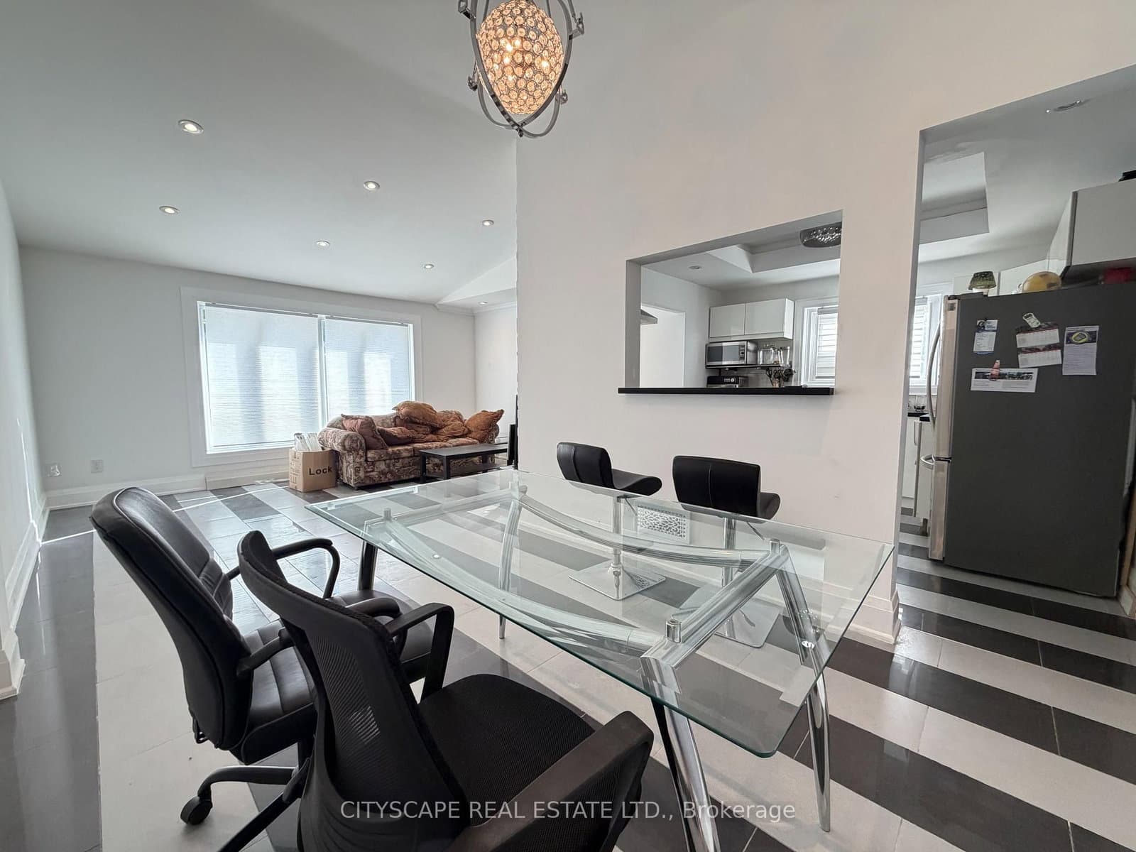 135 Bonham Boulevard, Unit Upper thumbnail 37