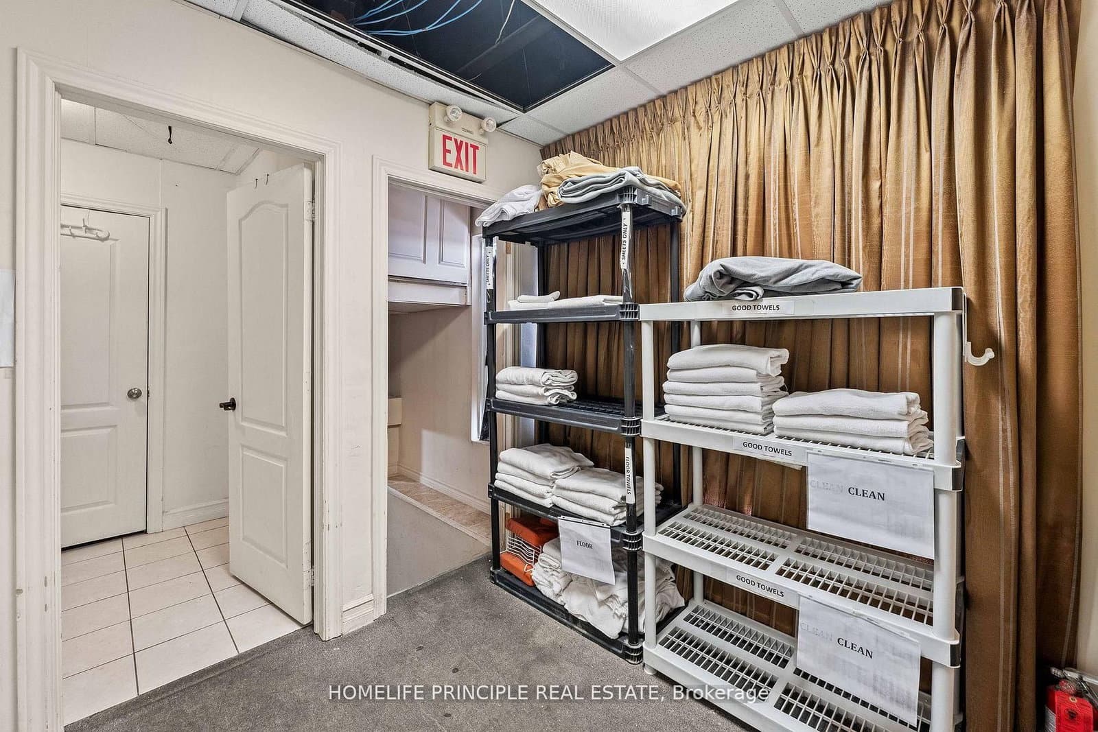1270 Finch Avenue W, Unit 1 thumbnail 42
