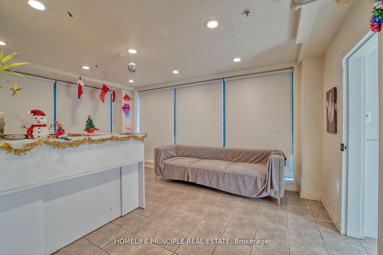 1270 Finch Avenue W, Unit 1 thumbnail 7
