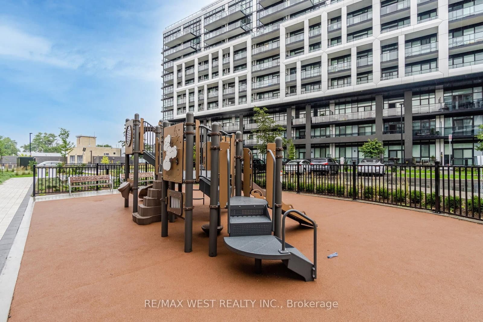 60 George Butchart Drive, Unit 218 thumbnail 30
