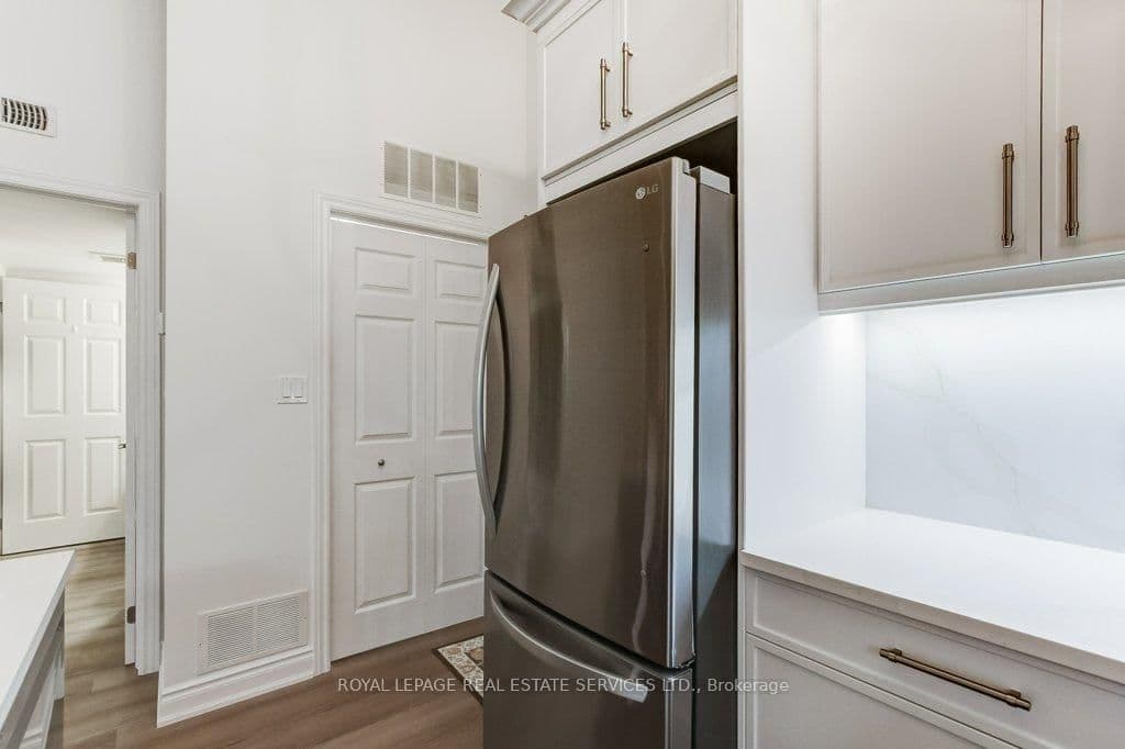 1483 Maple Avenue, Unit 409 thumbnail 13