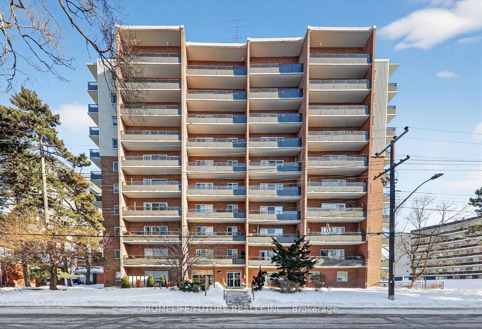 15 Elizabeth Street N, Unit 704 - Image 1