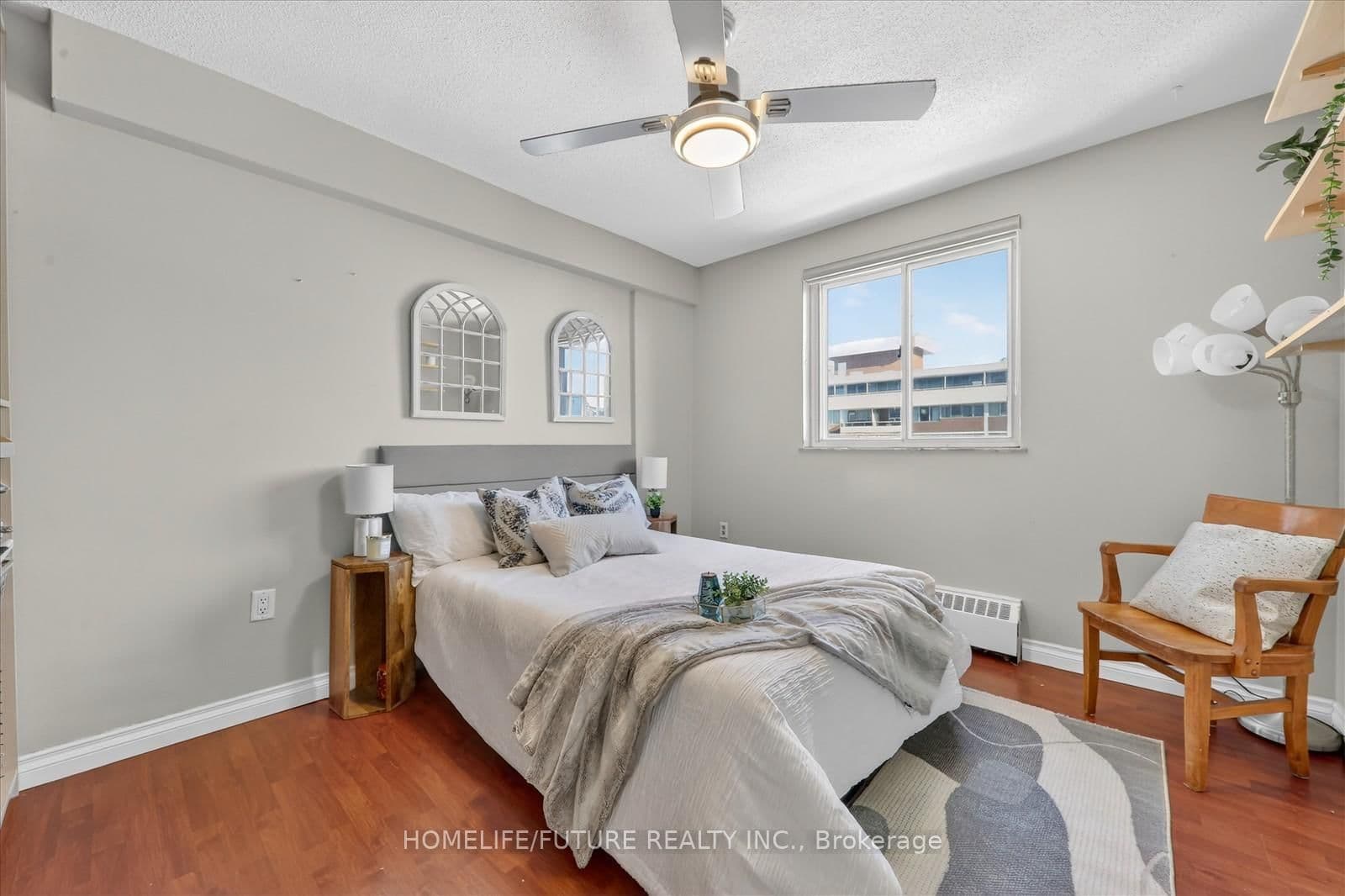 15 Elizabeth Street N, Unit 704 thumbnail 21