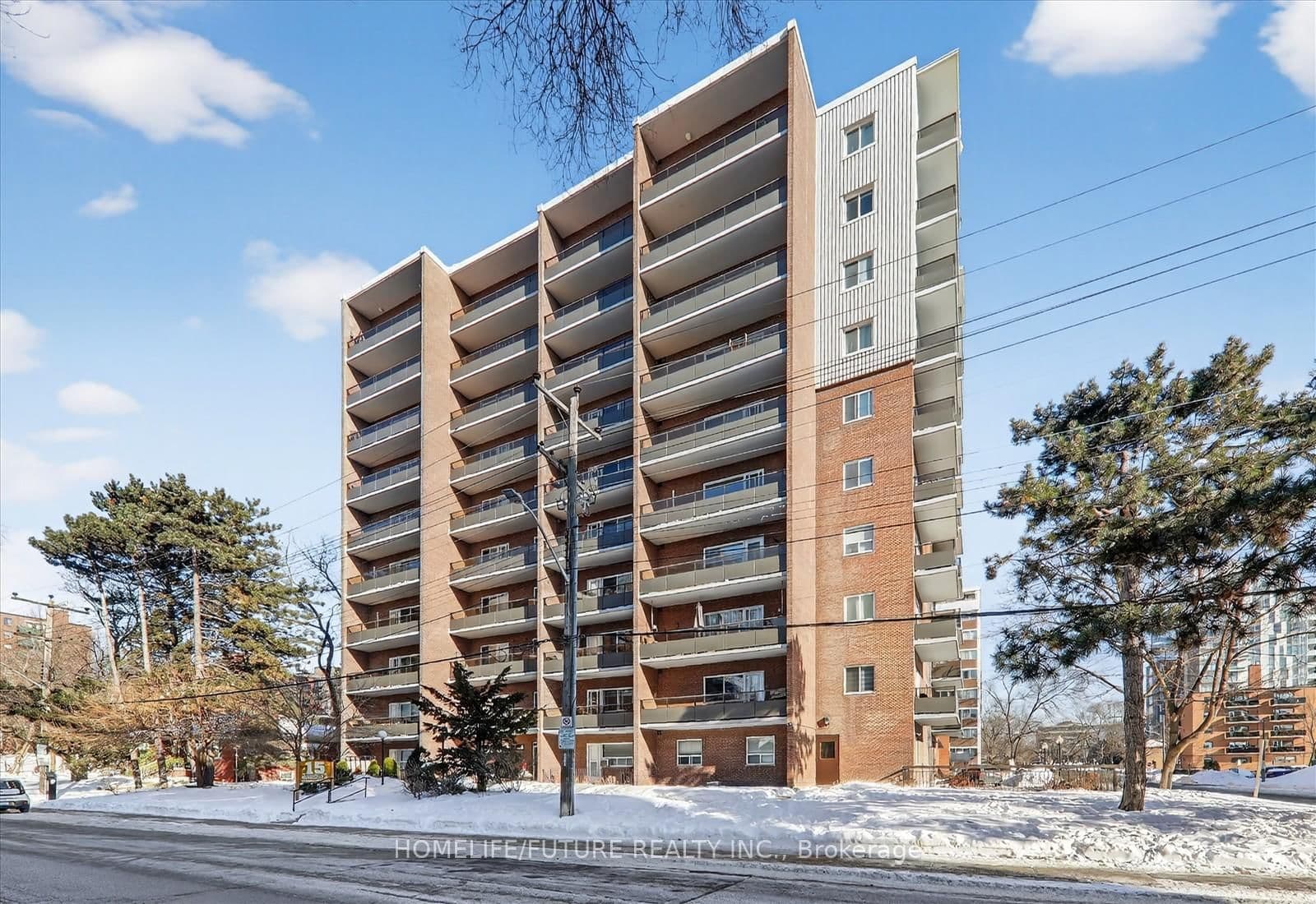 15 Elizabeth Street N, Unit 704 thumbnail 3