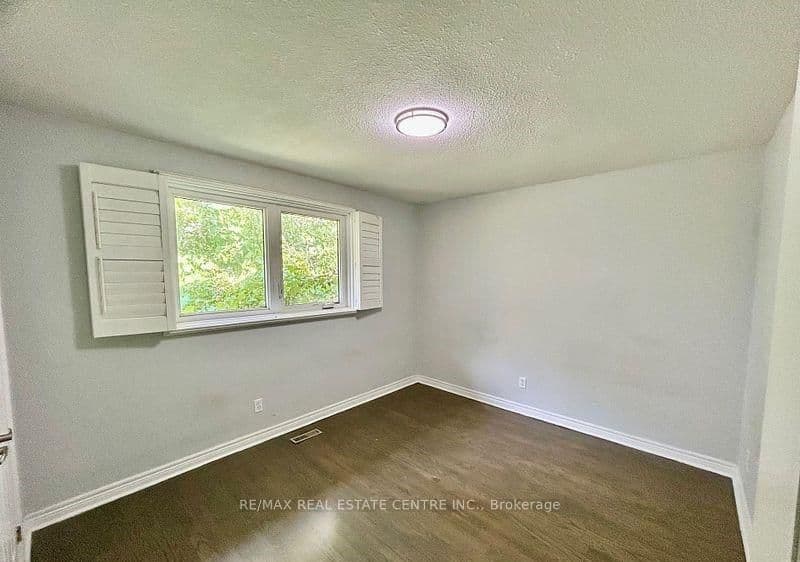 1011 Pearson Drive thumbnail 15