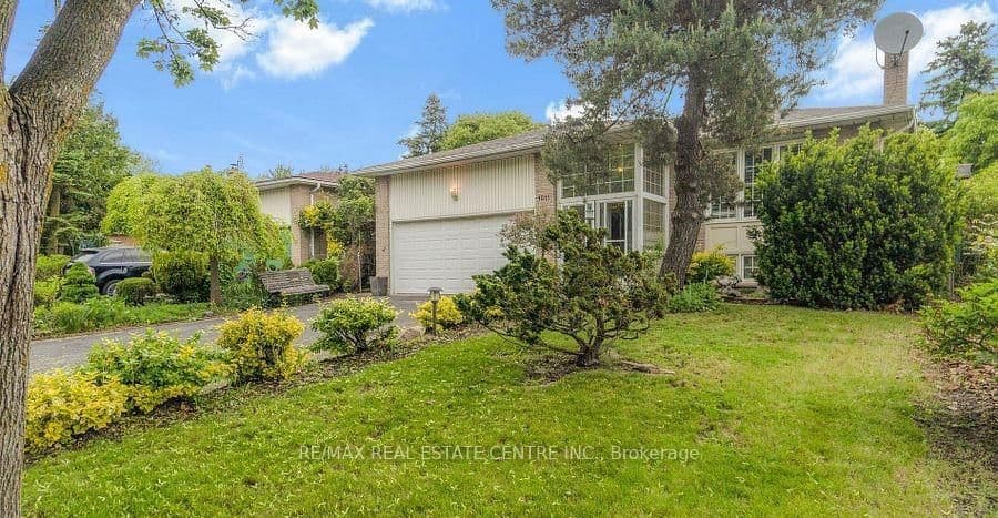1011 Pearson Drive thumbnail 2