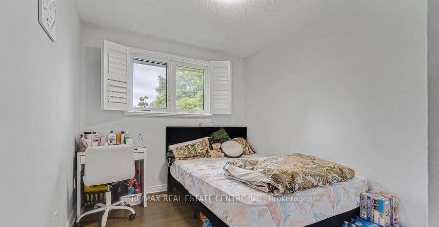 1011 Pearson Drive thumbnail 22