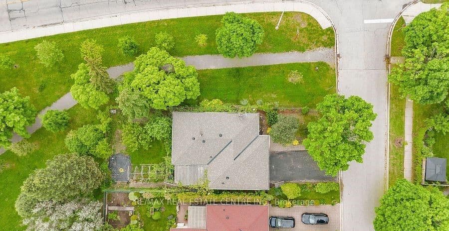 1011 Pearson Drive thumbnail 5