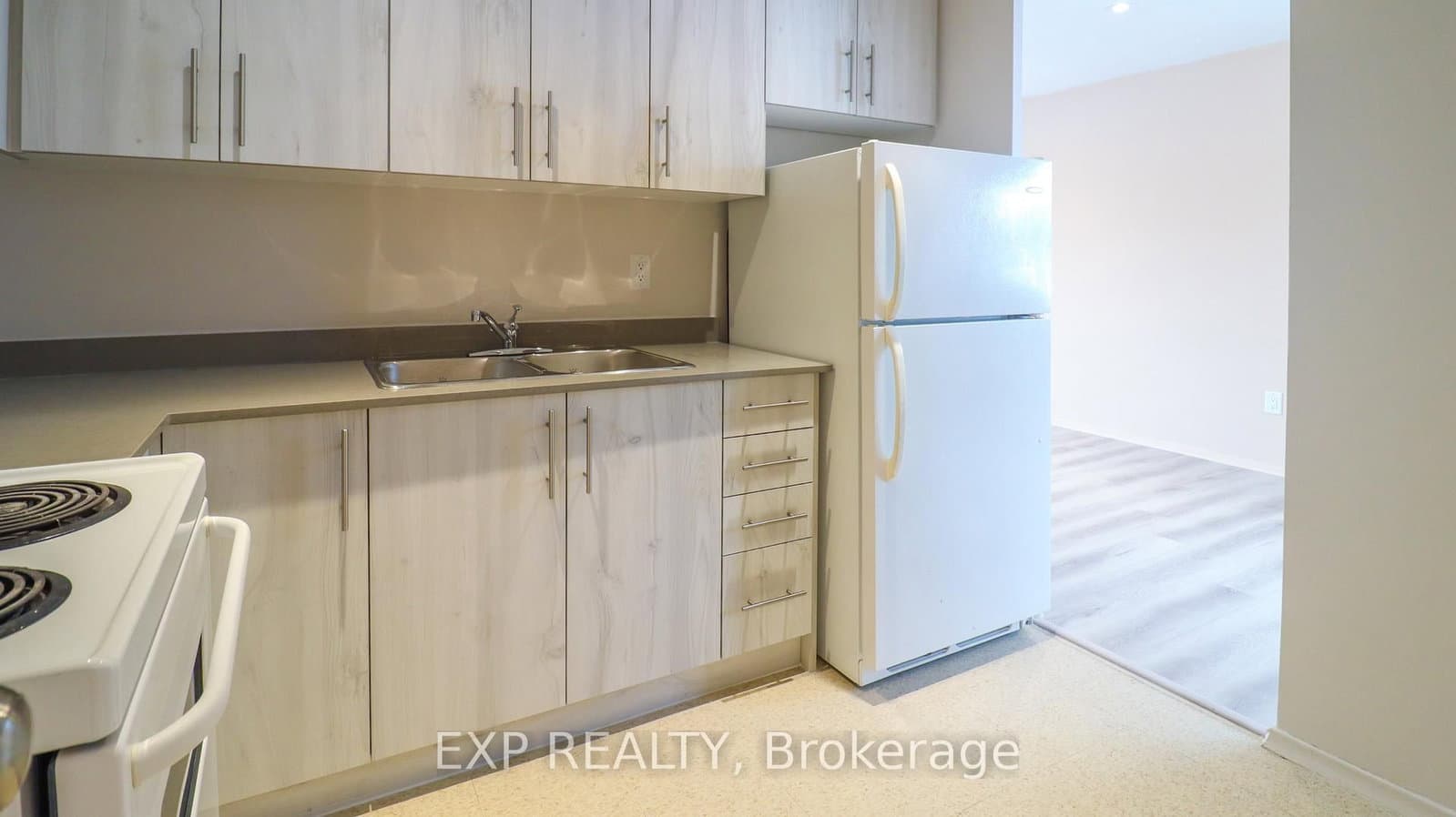 84 Second Street, Unit 207 thumbnail 2