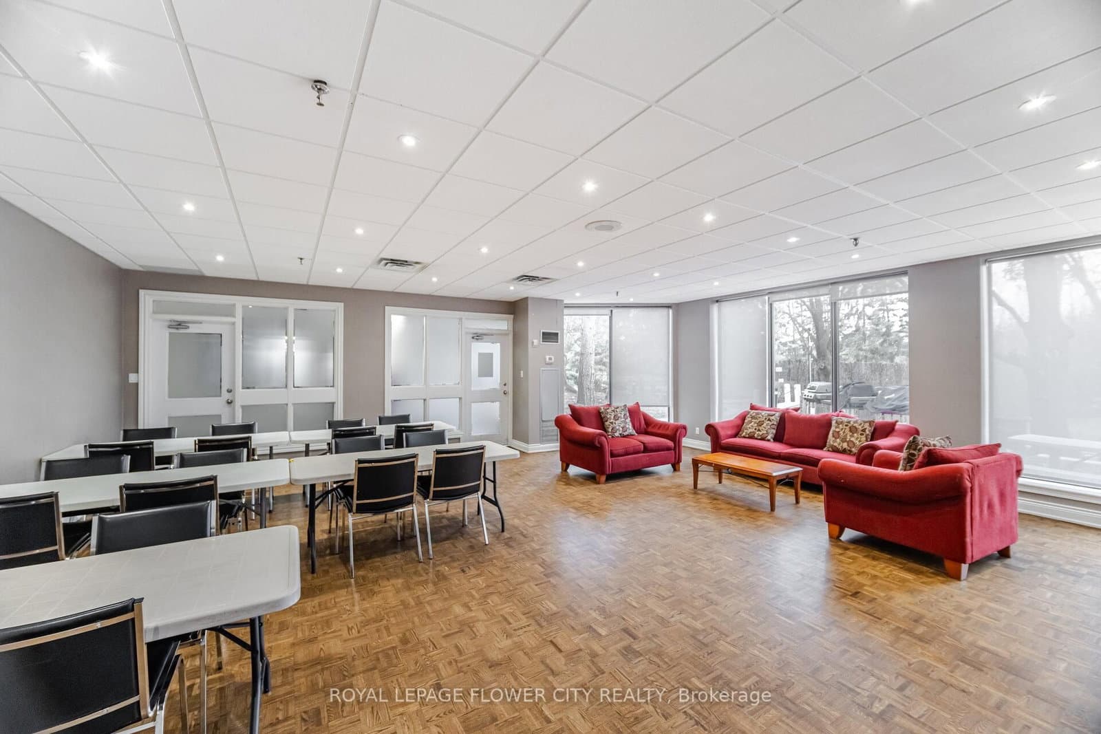 8 Lisa Street, Unit 307 thumbnail 44