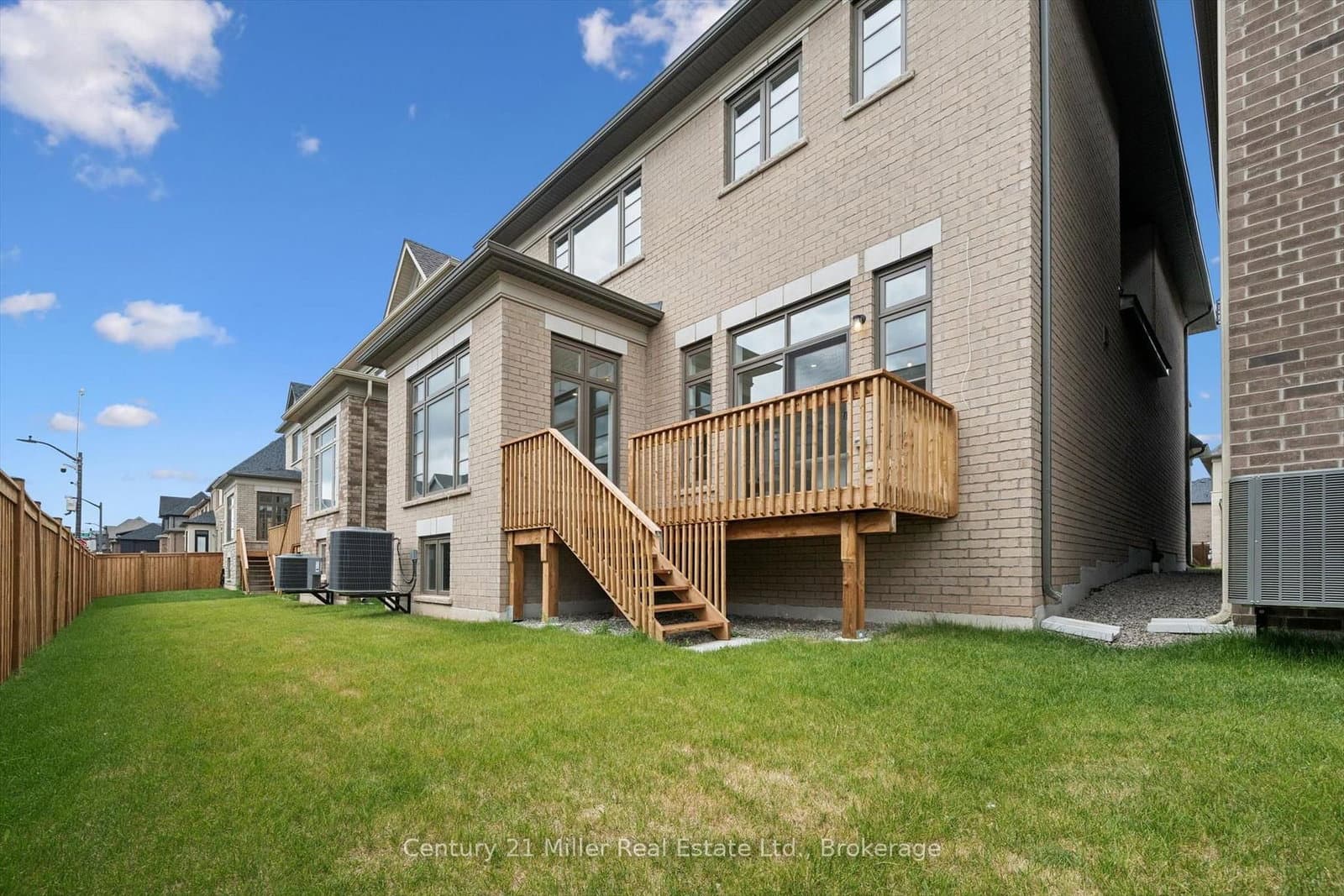 3262 Millicent Avenue thumbnail 42