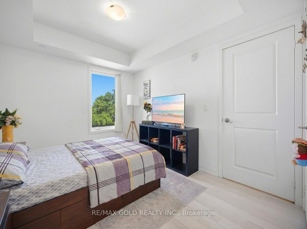 155 Downsview Park Boulevard, Unit 204 thumbnail 24