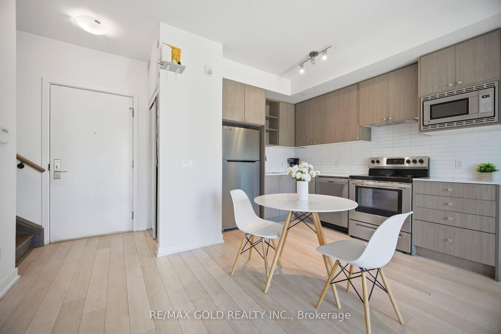 155 Downsview Park Boulevard, Unit 204 thumbnail 8