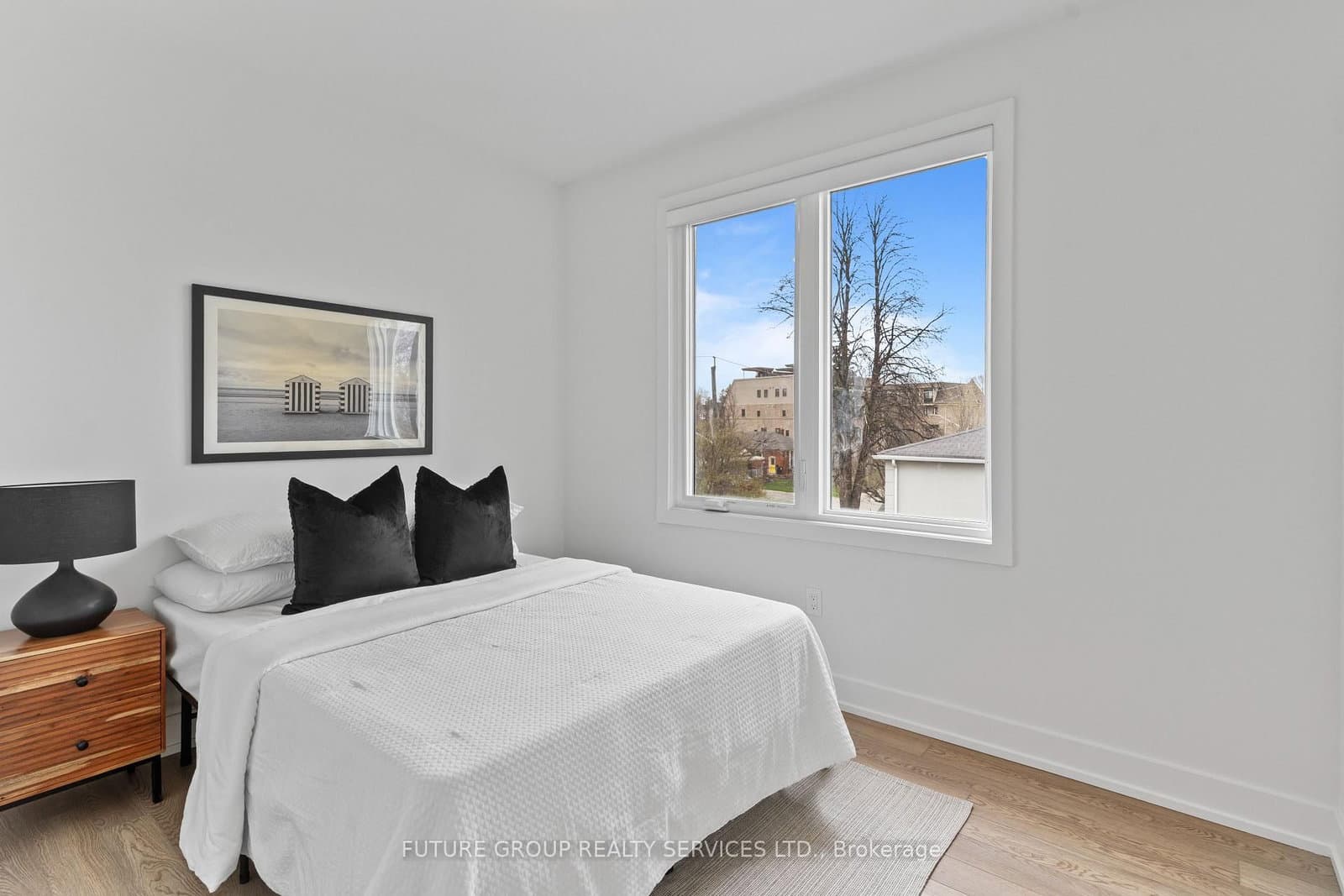 15 Acorn Avenue, Unit Unit 3 thumbnail 33