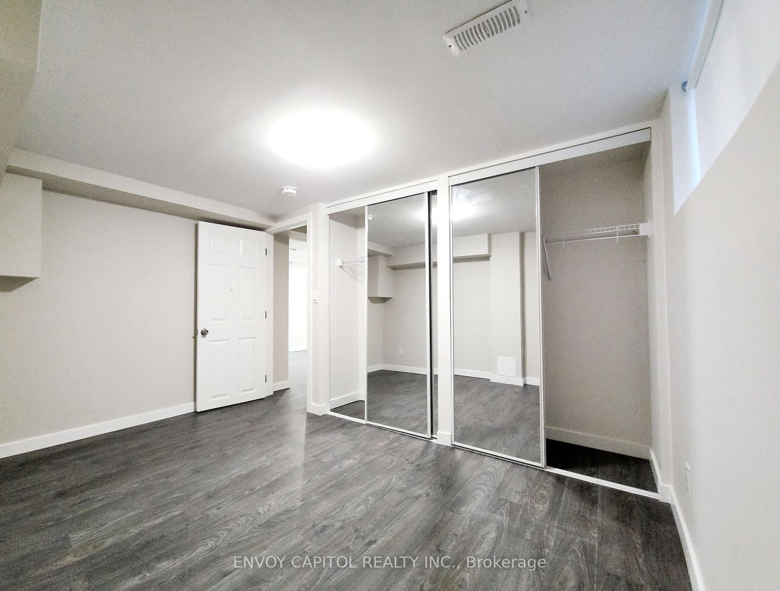 84 Macdonald Avenue thumbnail 8