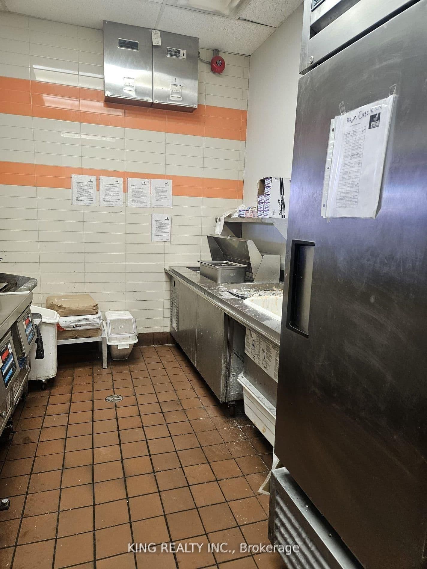1476 Dundas Street E, Unit 3 thumbnail 14