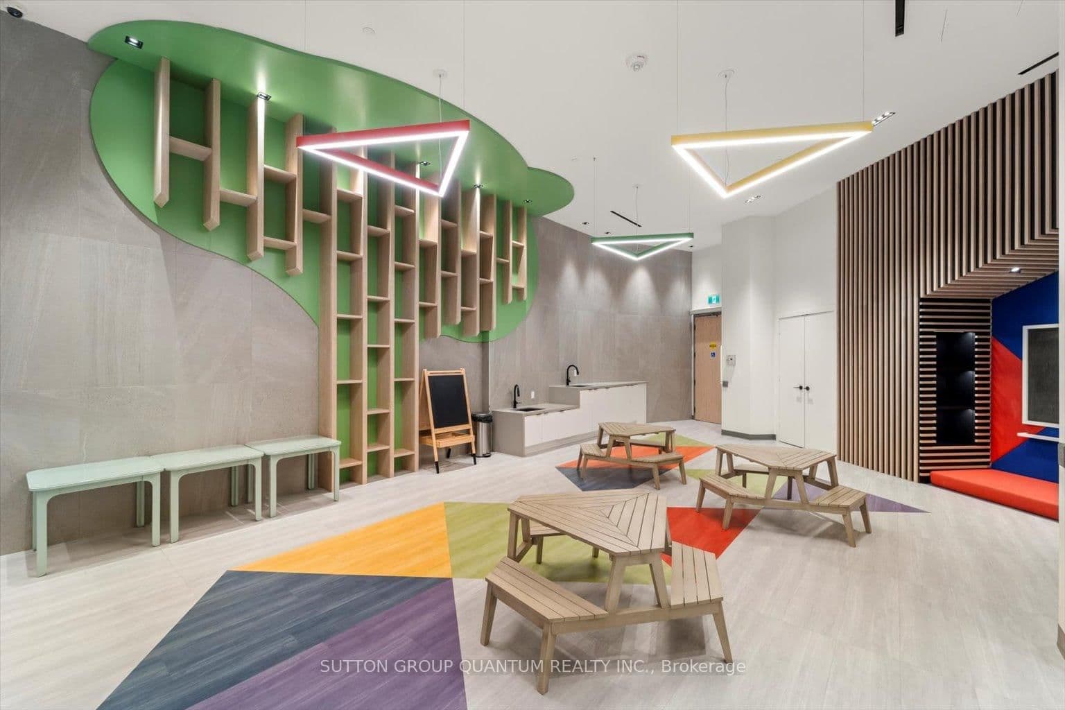50 George Butchart Drive, Unit 407 thumbnail 37