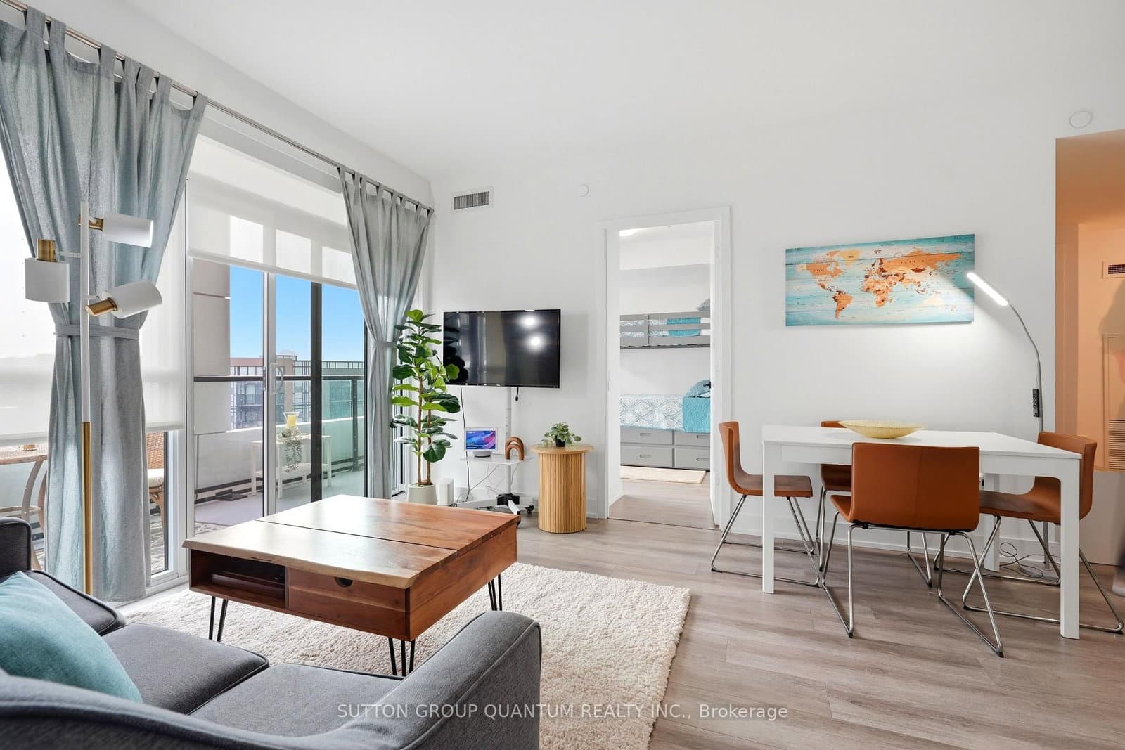 50 George Butchart Drive, Unit 407 thumbnail 5