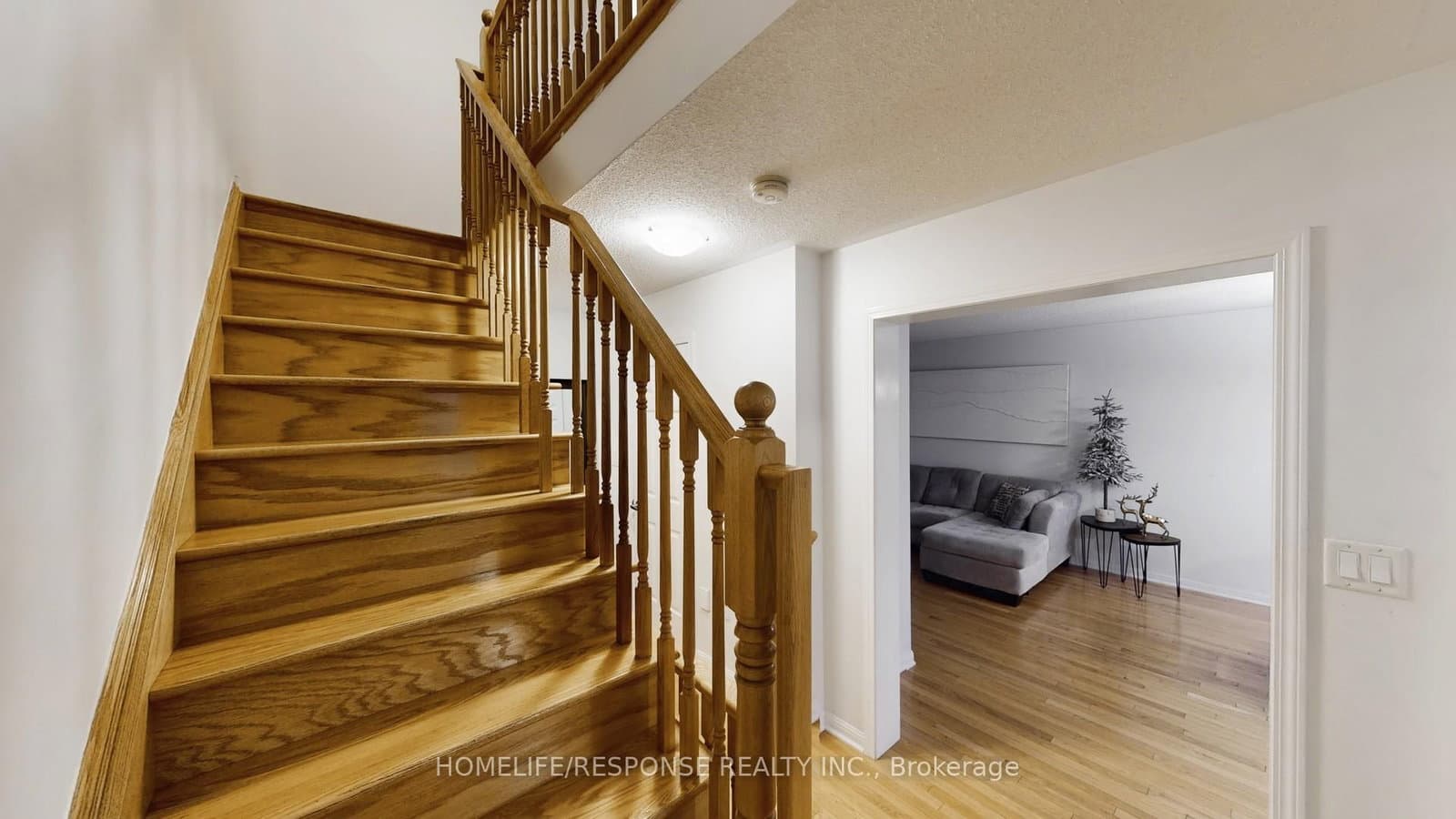931 Deverell Place thumbnail 20