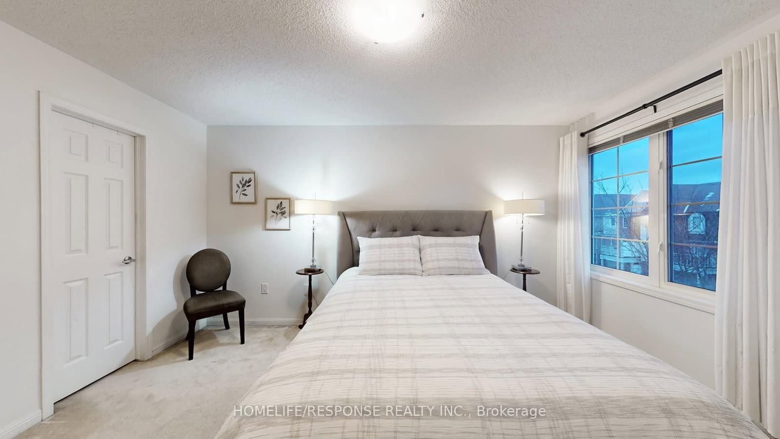 931 Deverell Place thumbnail 23