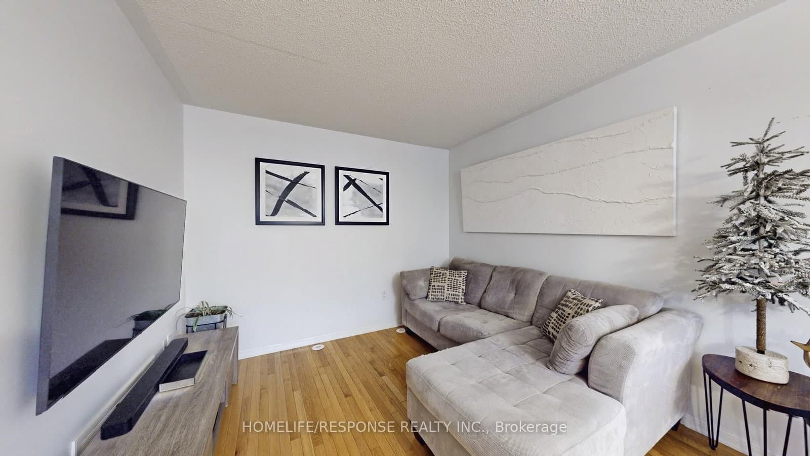 931 Deverell Place thumbnail 4