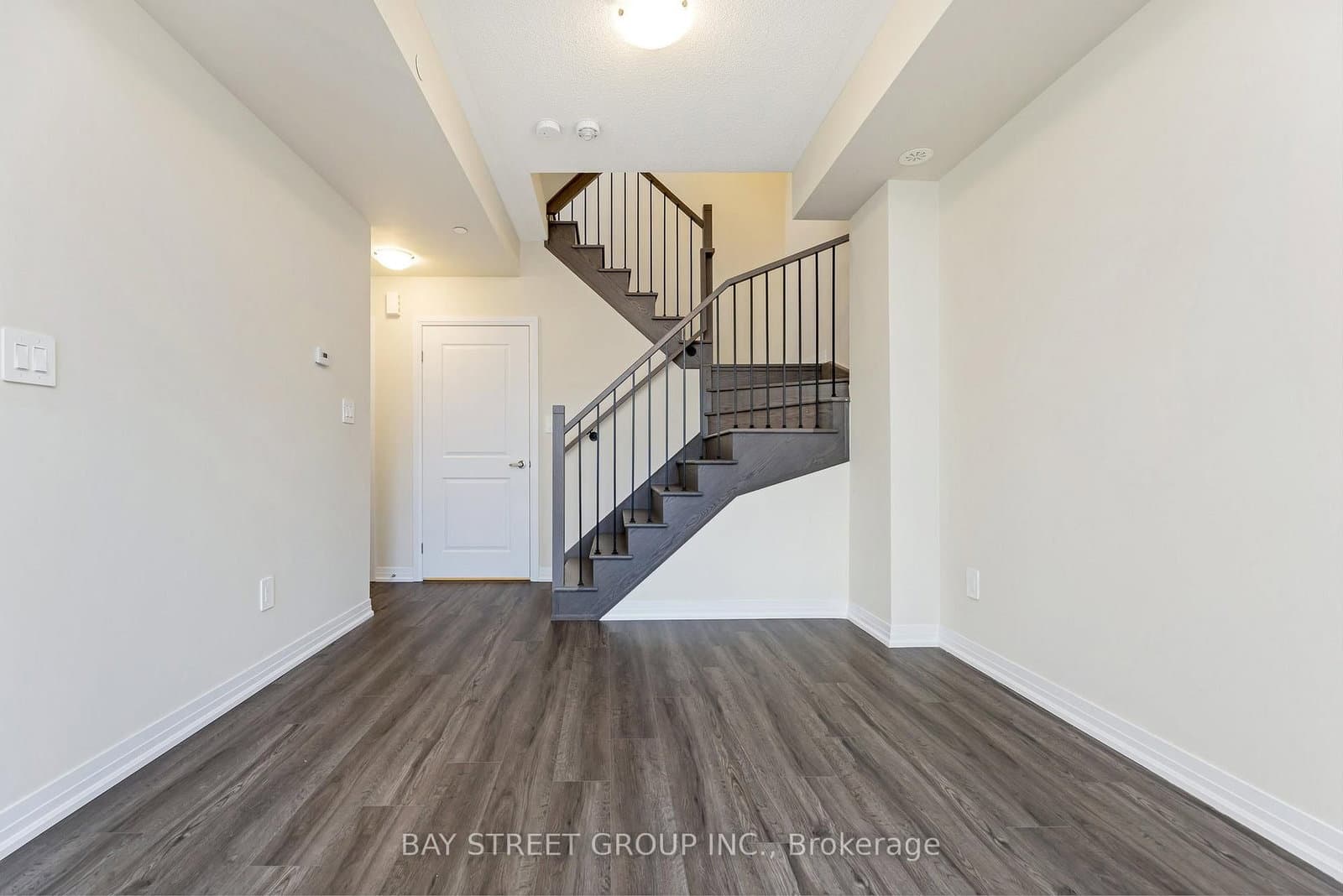 1573 Rose Way, Unit 111 thumbnail 13