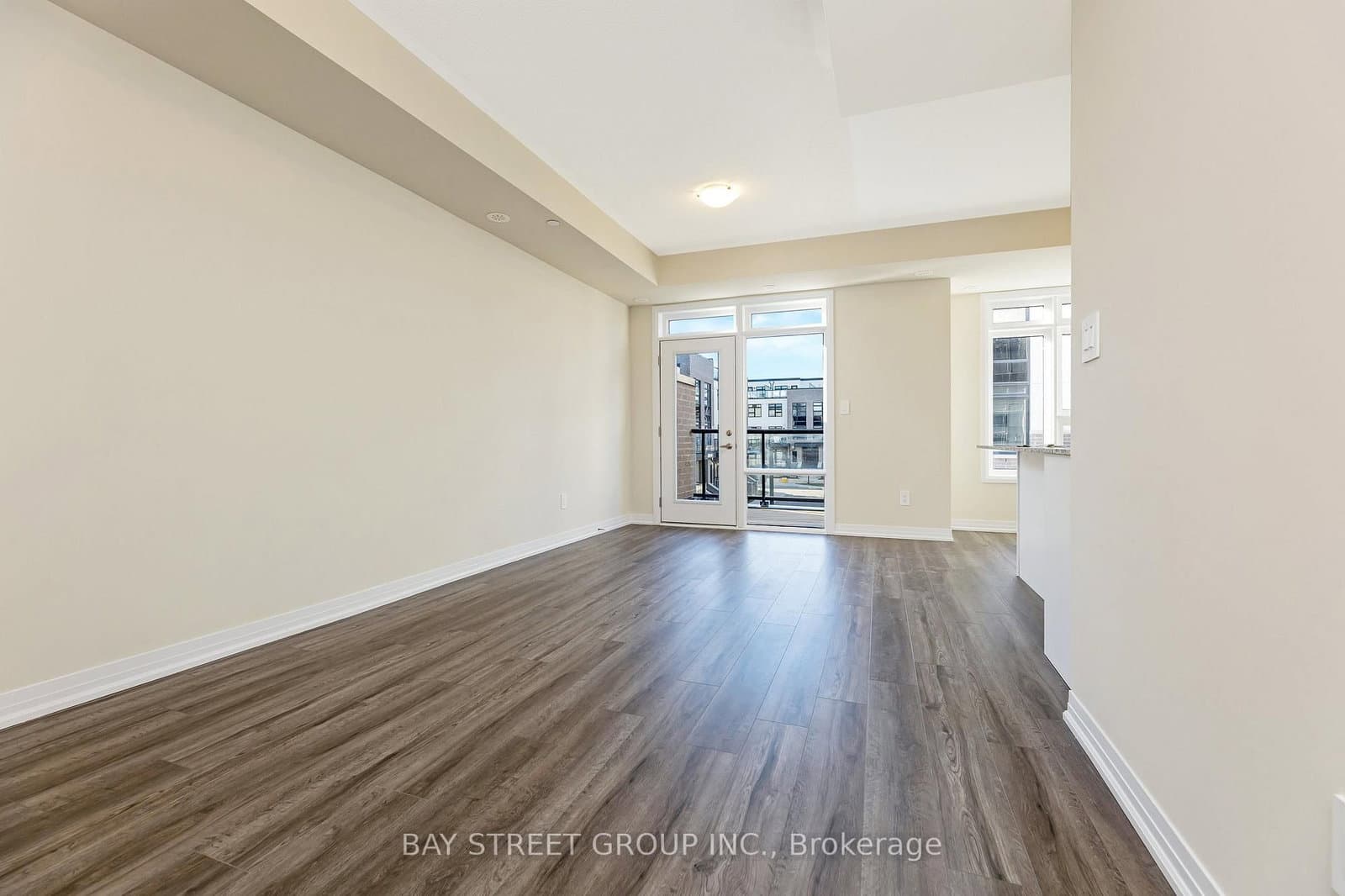 1573 Rose Way, Unit 111 thumbnail 2