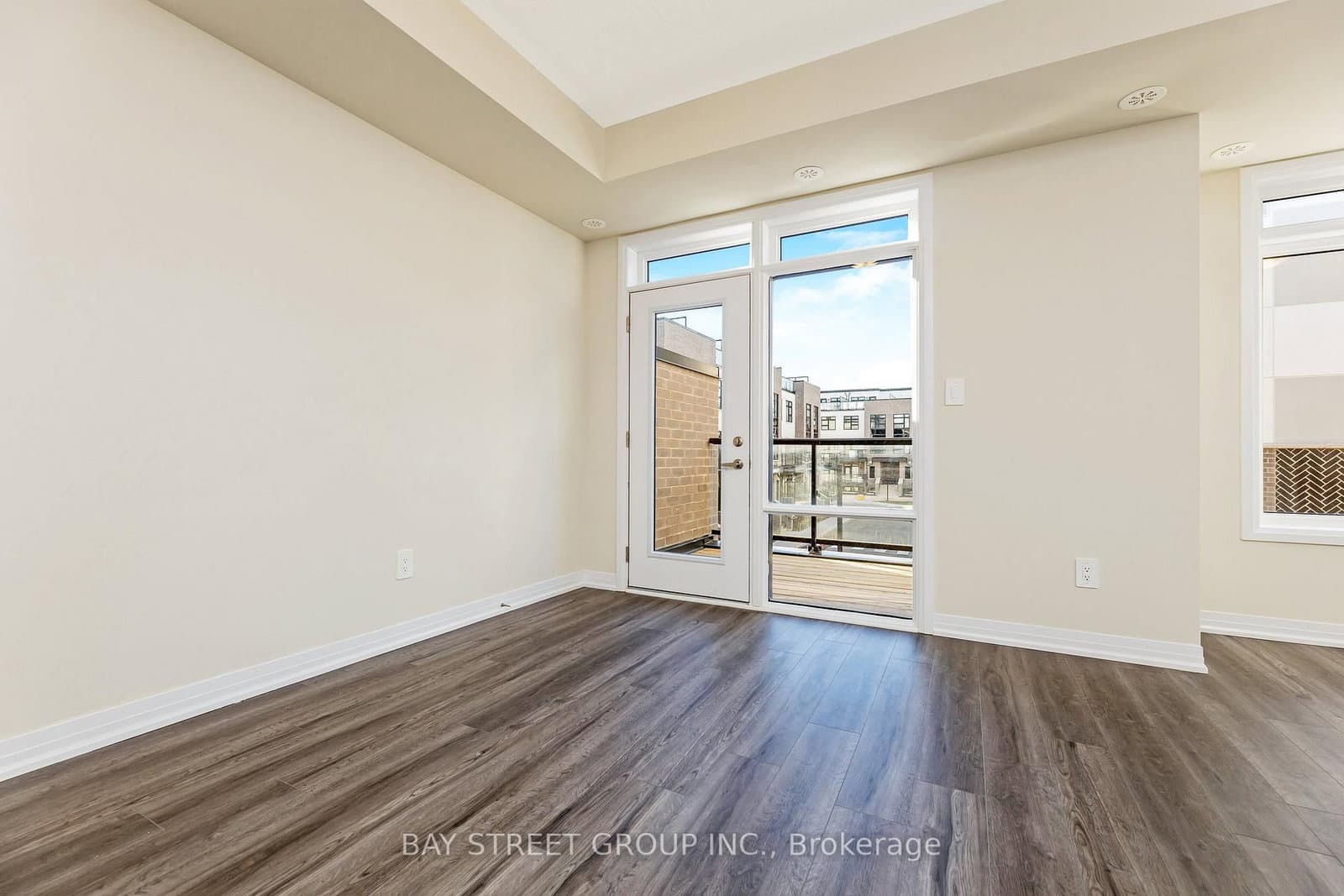 1573 Rose Way, Unit 111 thumbnail 3
