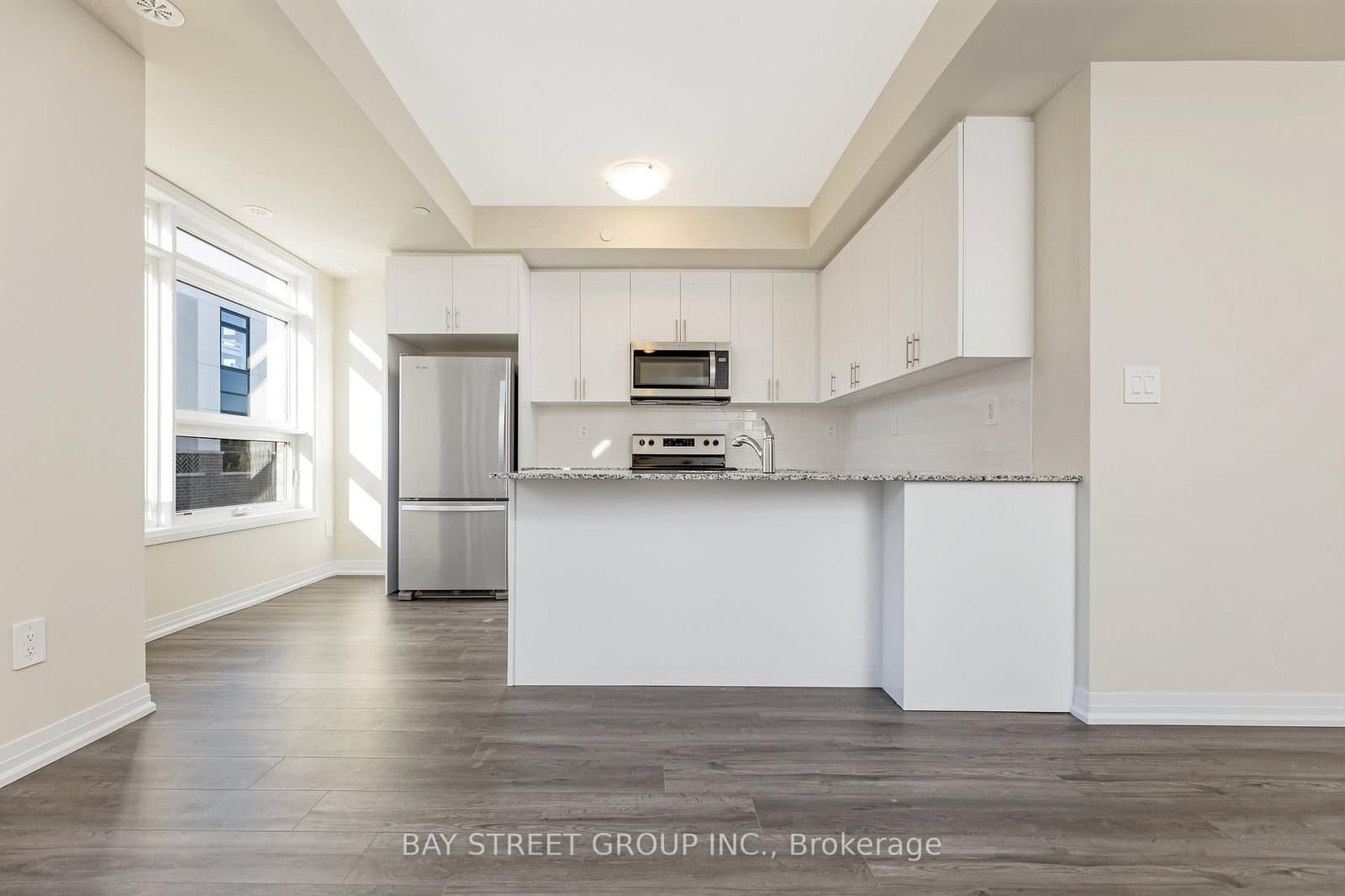 1573 Rose Way, Unit 111 thumbnail 4