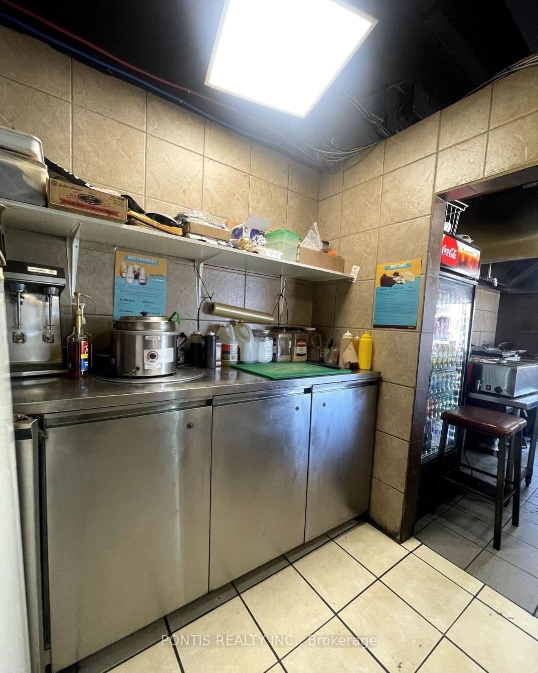 5487 Dundas Street W, Unit 1 thumbnail 9