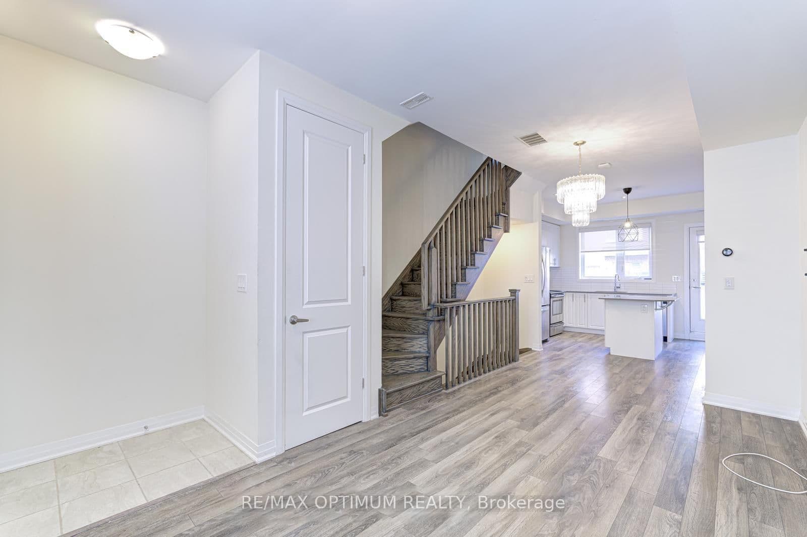 44 Sarah Jackson Crescent thumbnail 3