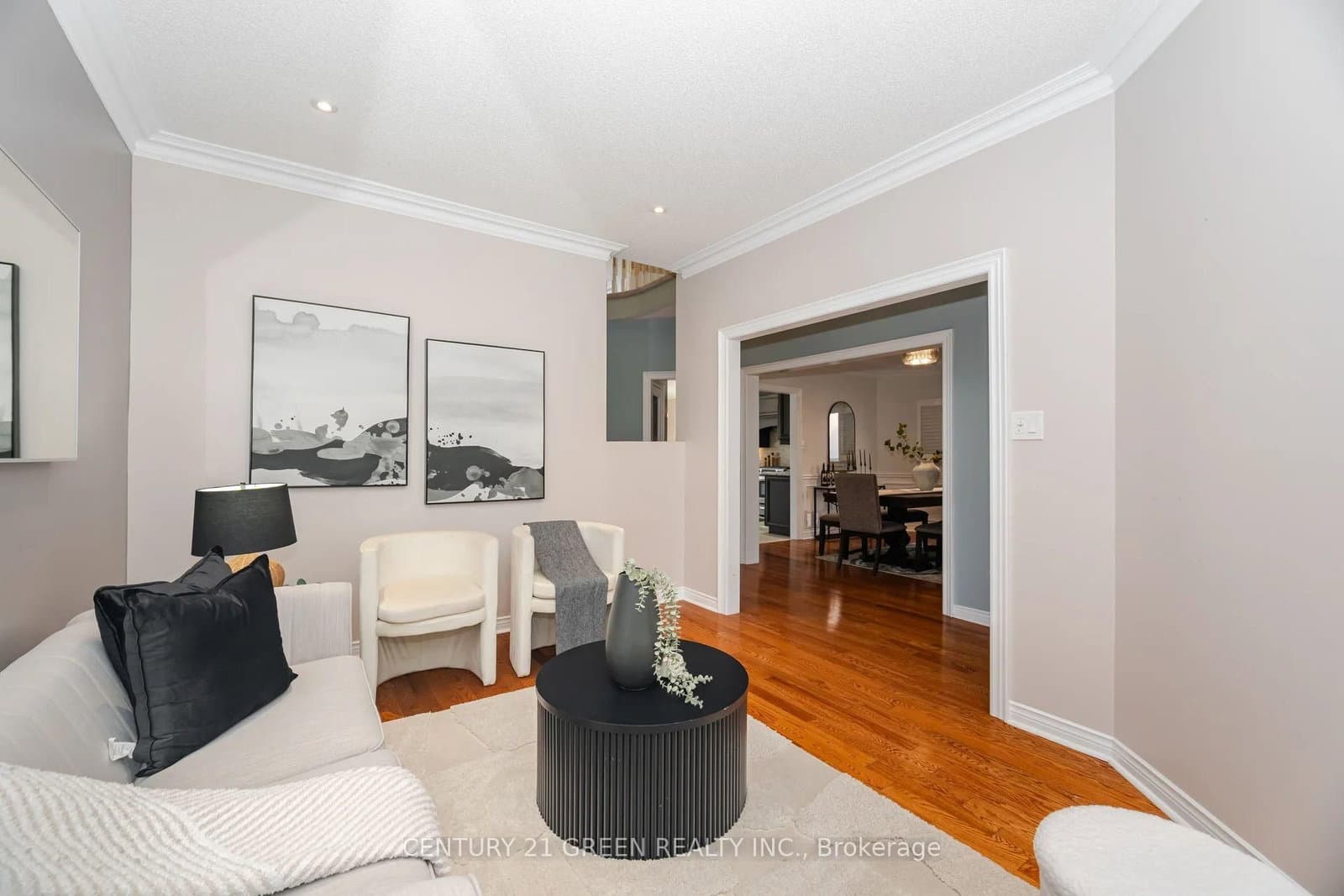 193 Royal Valley Drive thumbnail 10