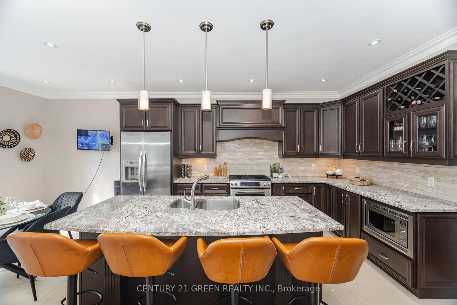 193 Royal Valley Drive thumbnail 16