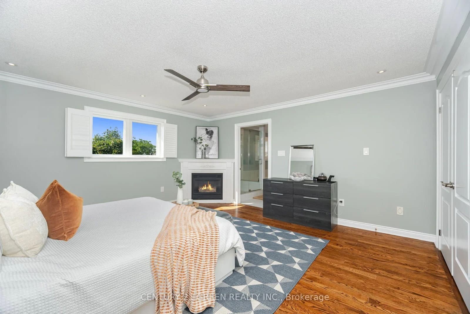 193 Royal Valley Drive thumbnail 35