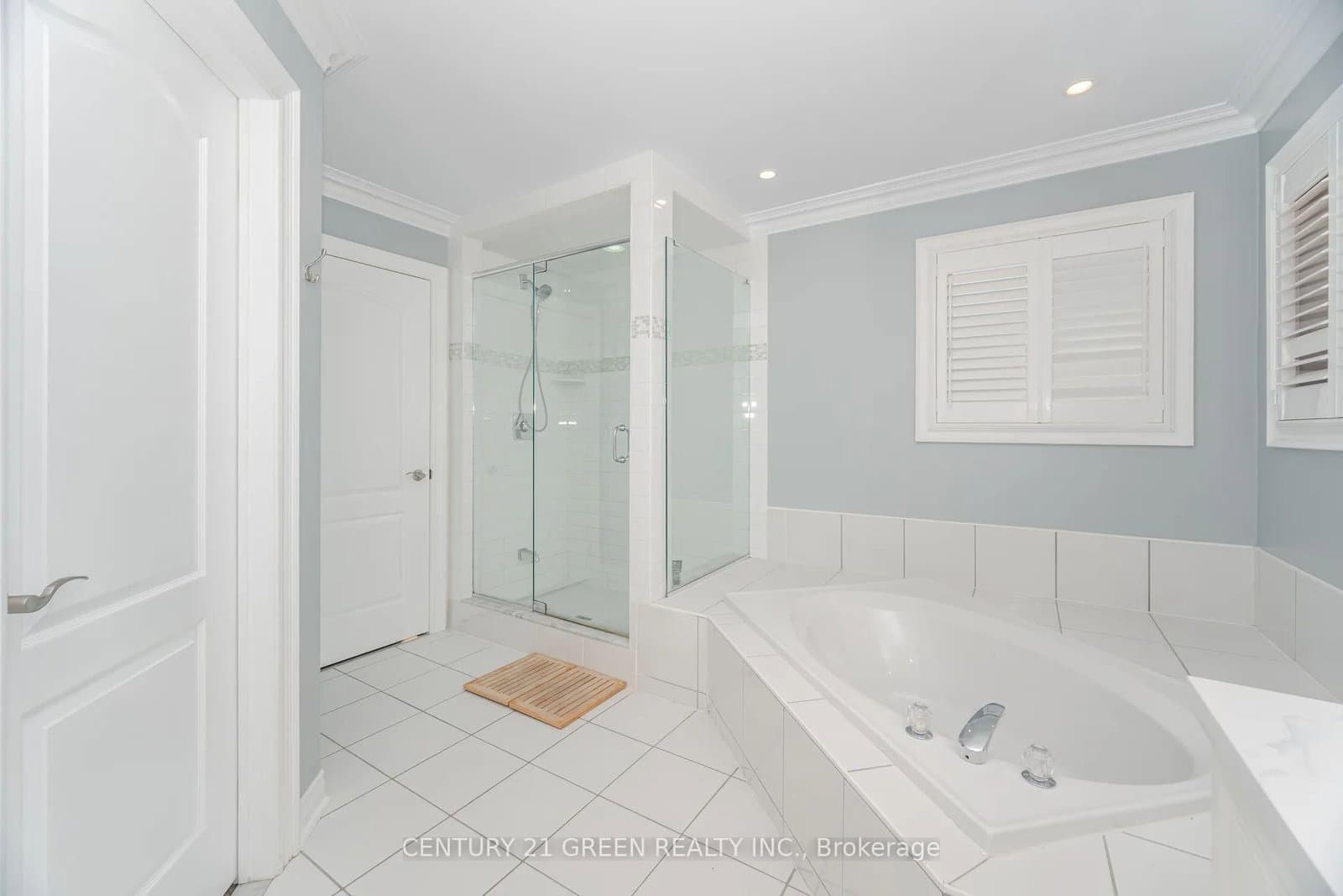 193 Royal Valley Drive thumbnail 36