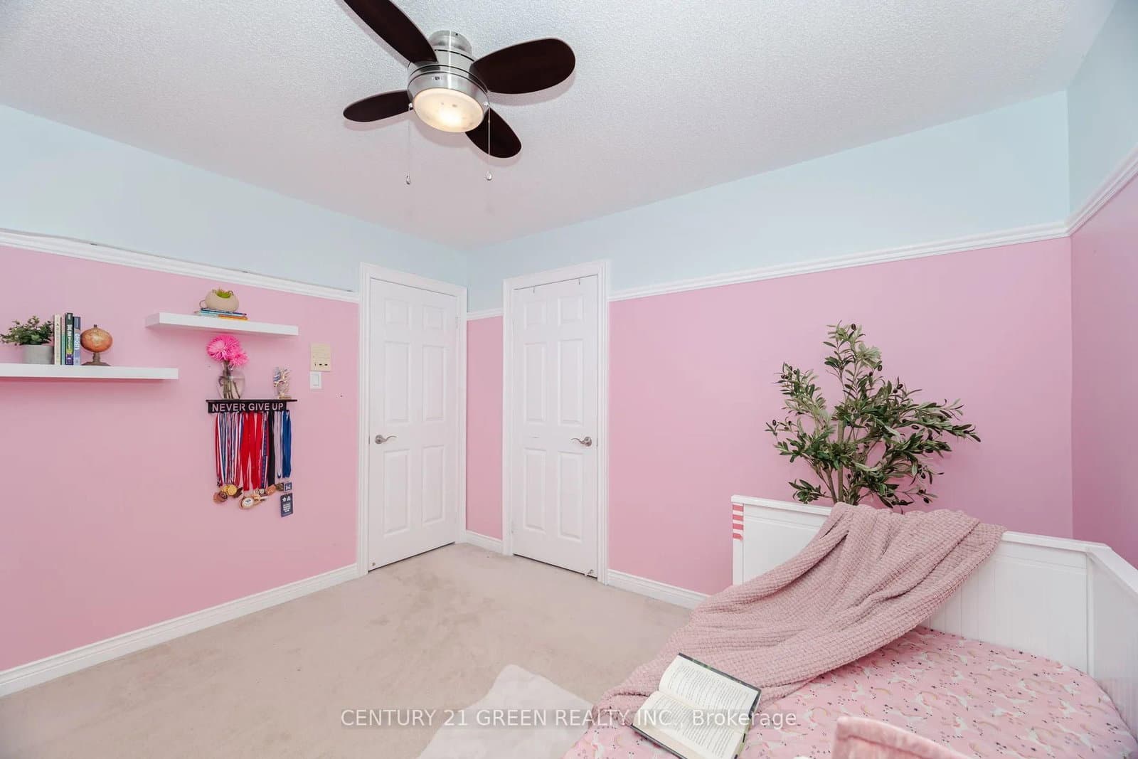 193 Royal Valley Drive thumbnail 43