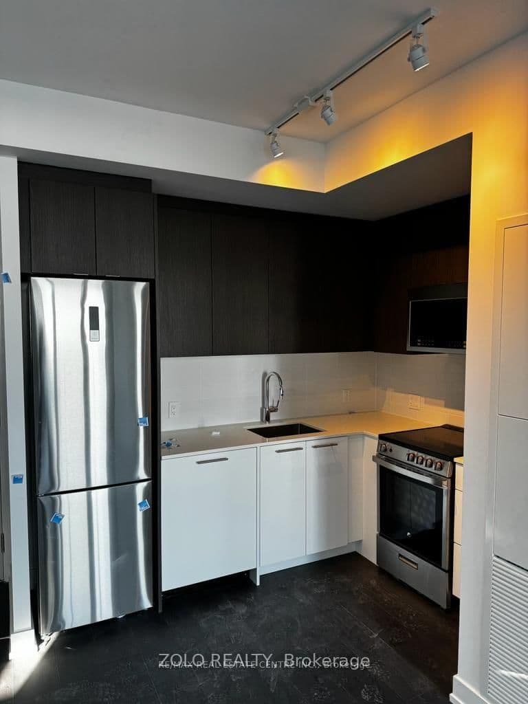225 Veterans Drive, Unit 1007 thumbnail 8