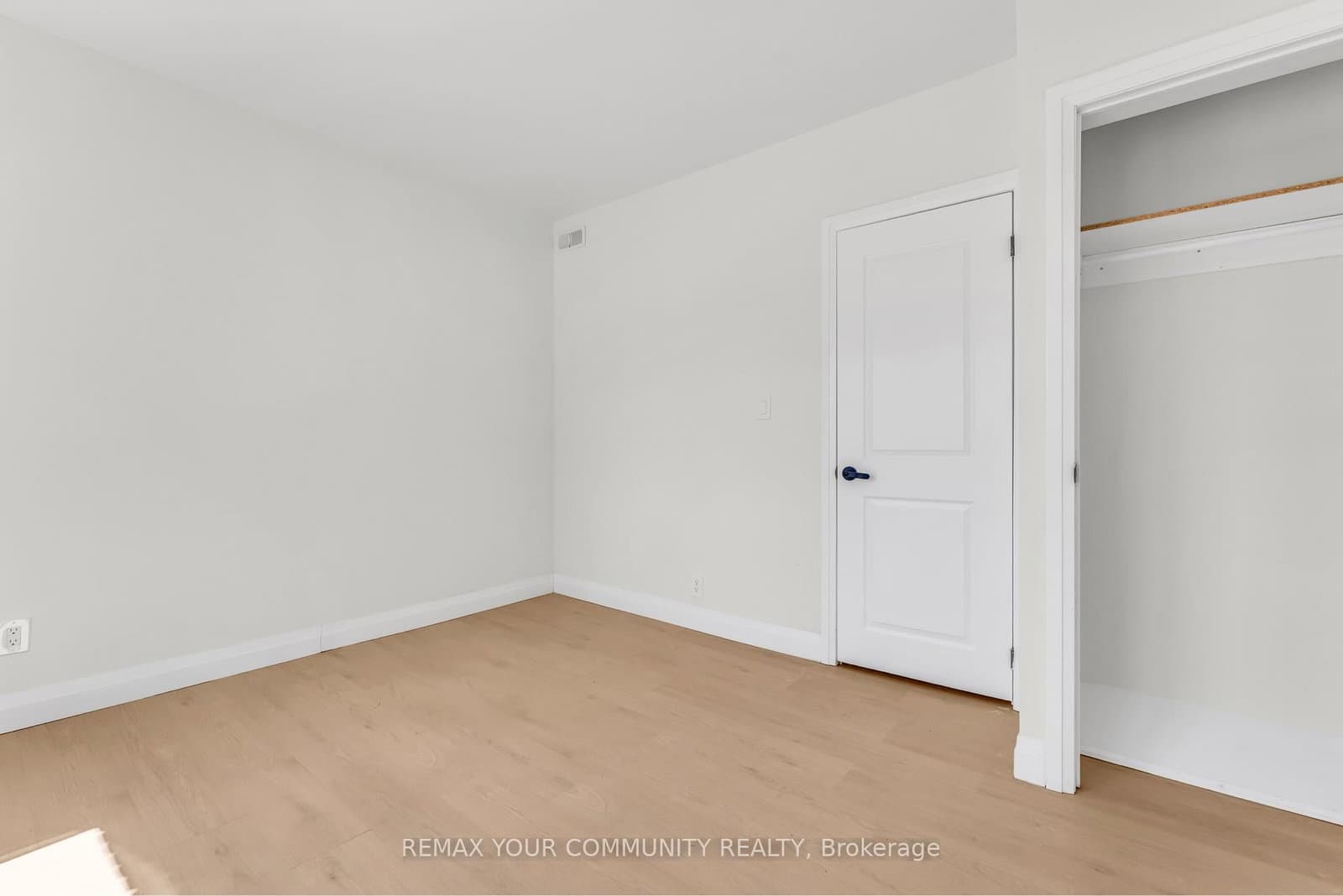 1822 St Clair Avenue W, Unit Upper Level thumbnail 10