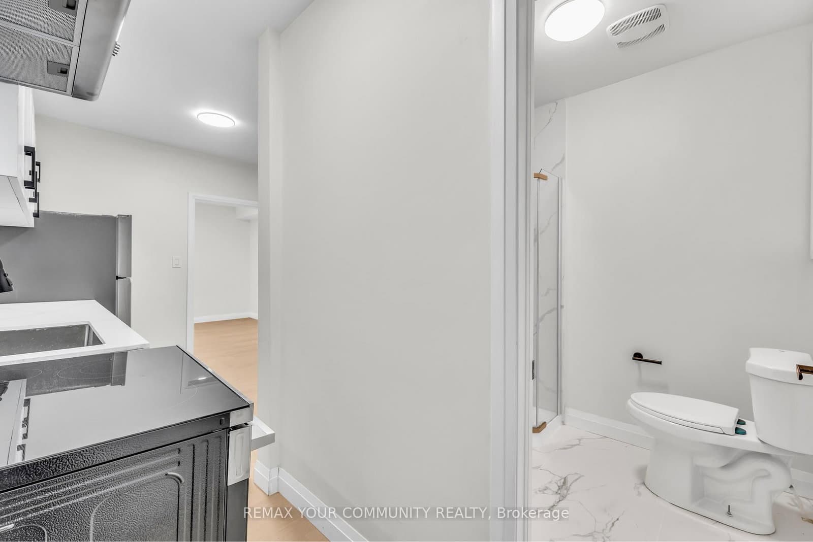 1822 St Clair Avenue W, Unit Upper Level thumbnail 15