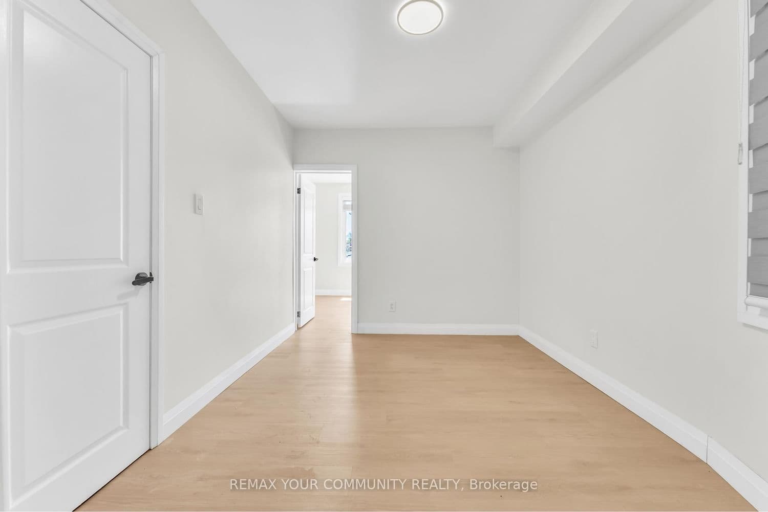 1822 St Clair Avenue W, Unit Upper Level thumbnail 4