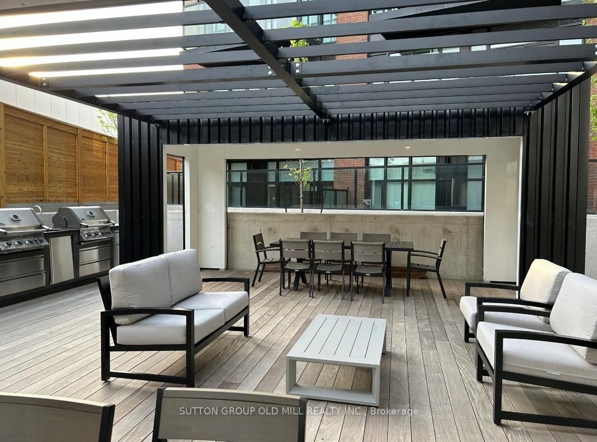 2300 St Clair Avenue W, Unit 417 thumbnail 7