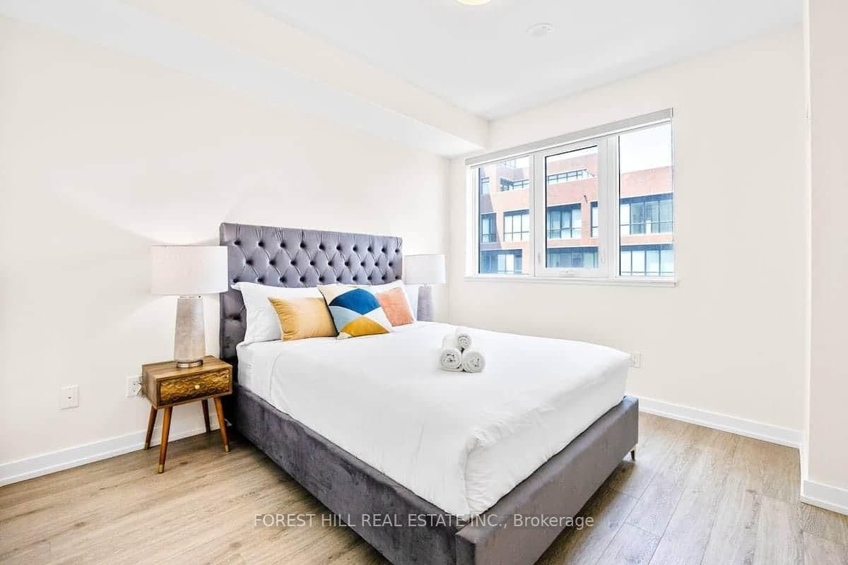 2300 ST CLAIR Avenue W, Unit 709 thumbnail 16