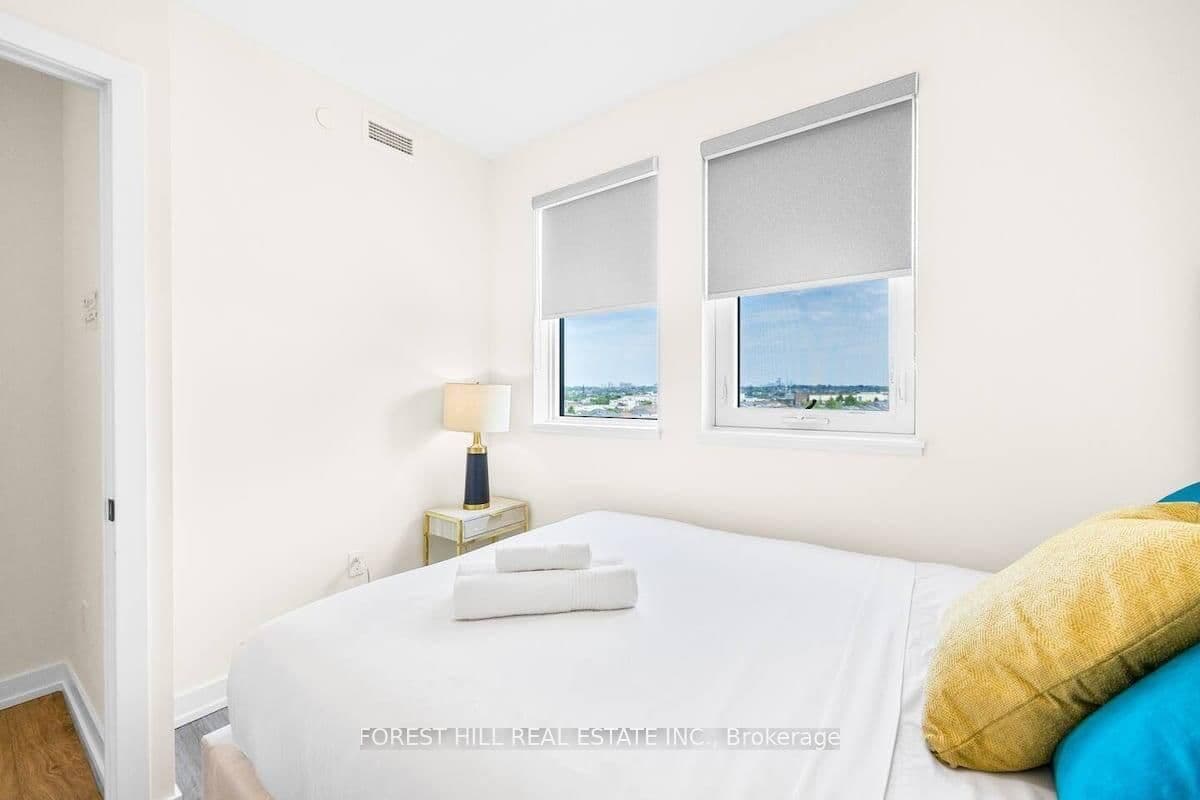 2300 ST CLAIR Avenue W, Unit 709 thumbnail 24
