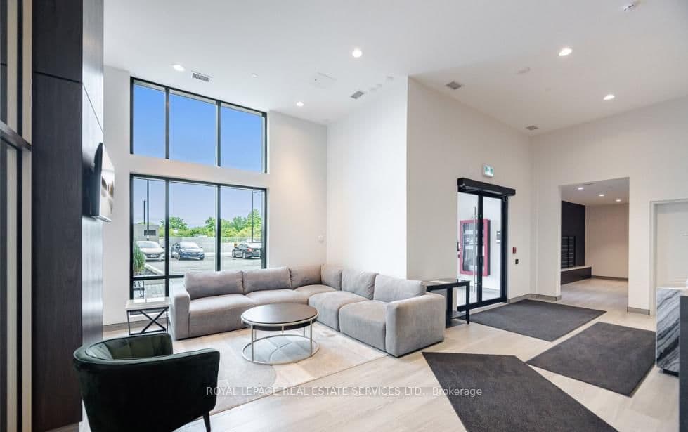 8010 Derry Road, Unit 306 thumbnail 4