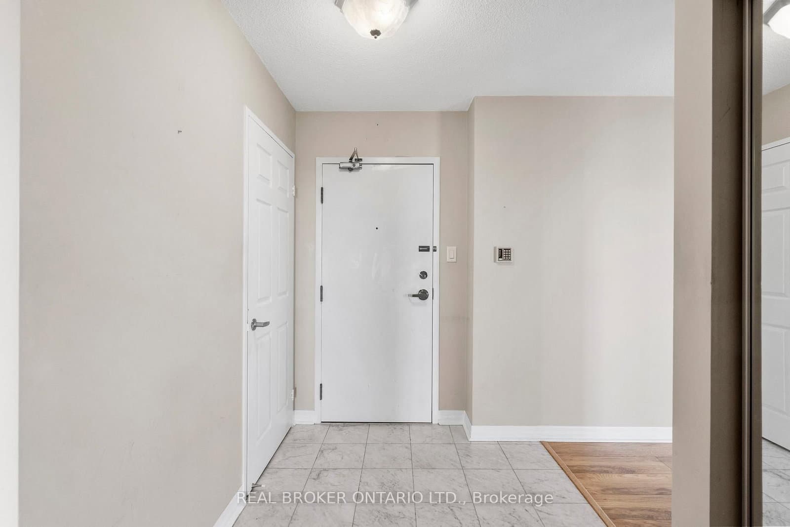 30 Malta Avenue, Unit 1603 thumbnail 5