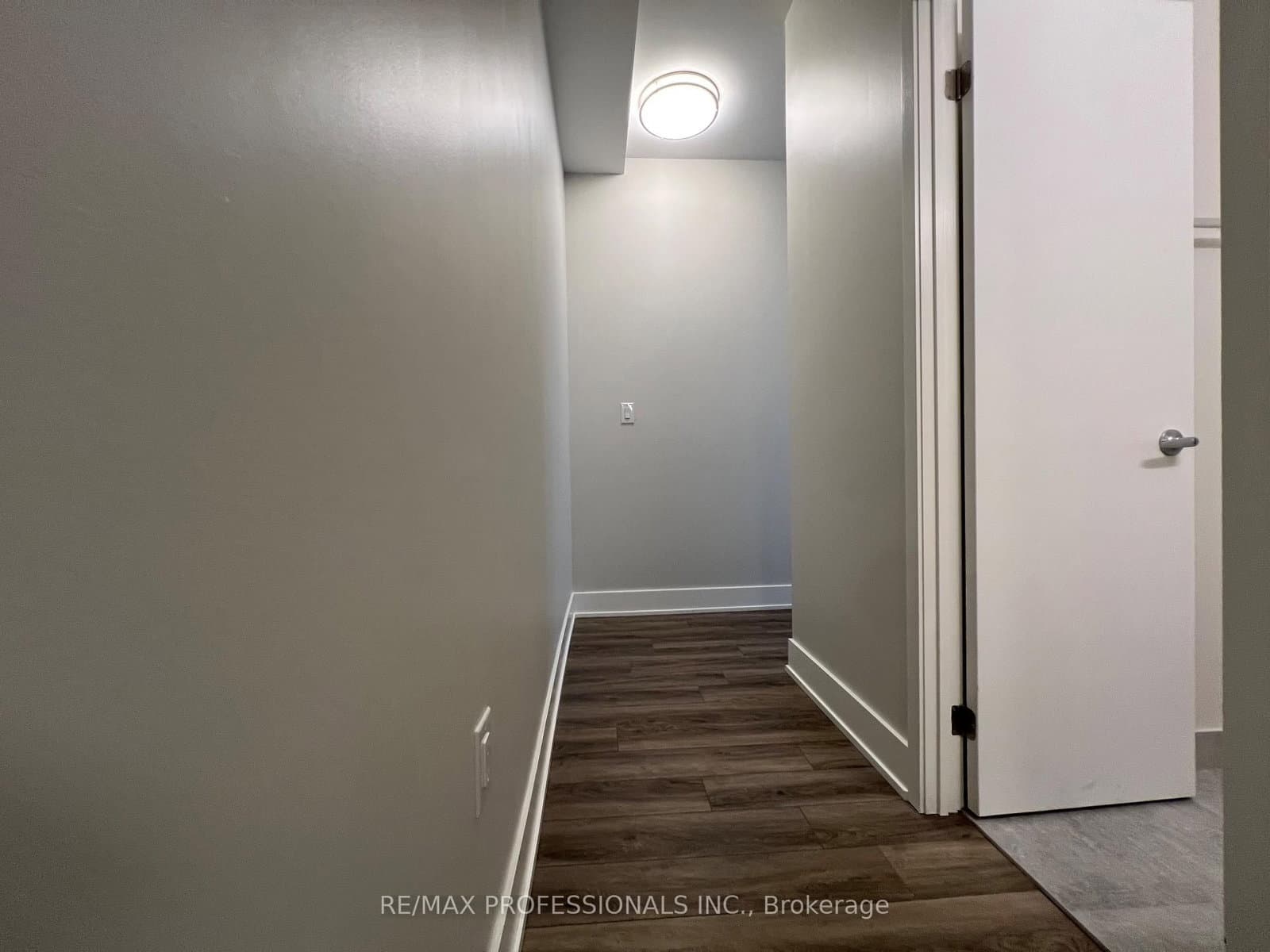 62 Dixfield Drive, Unit 140 thumbnail 4