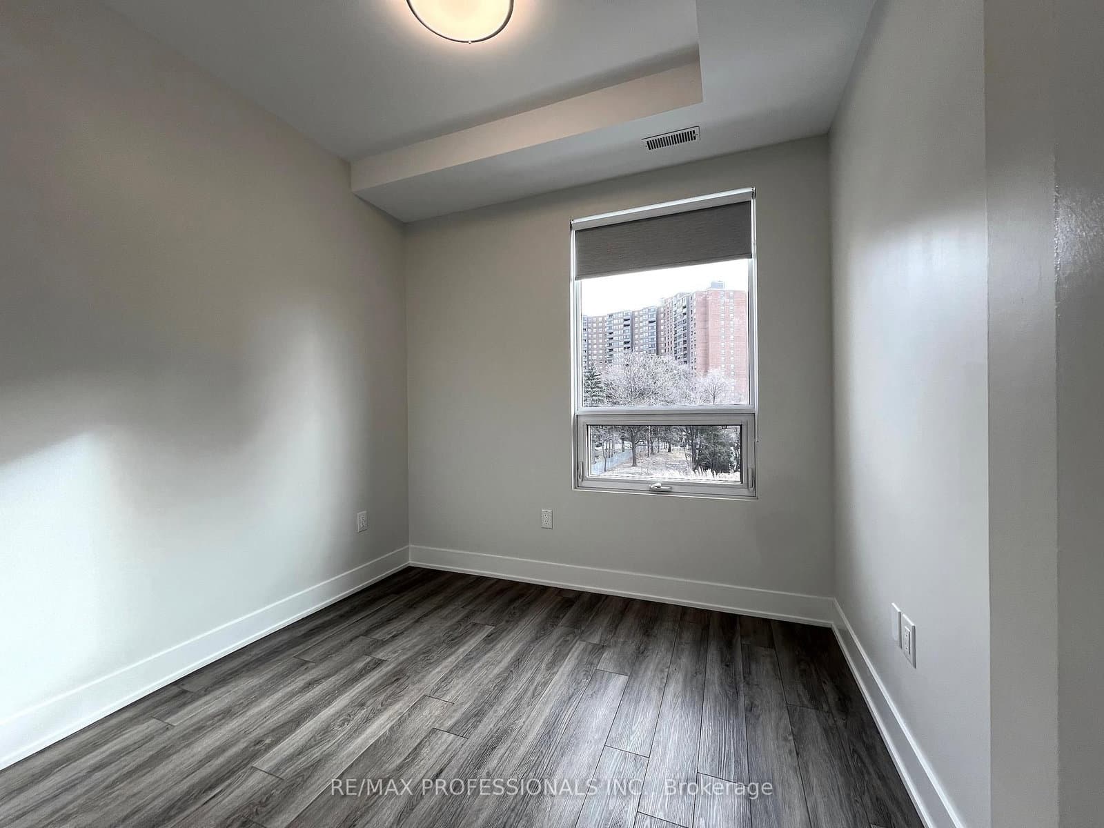 62 Dixfield Drive, Unit 102 thumbnail 22