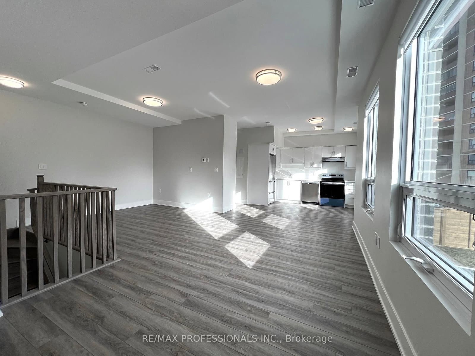 62 Dixfield Drive, Unit 102 thumbnail 7