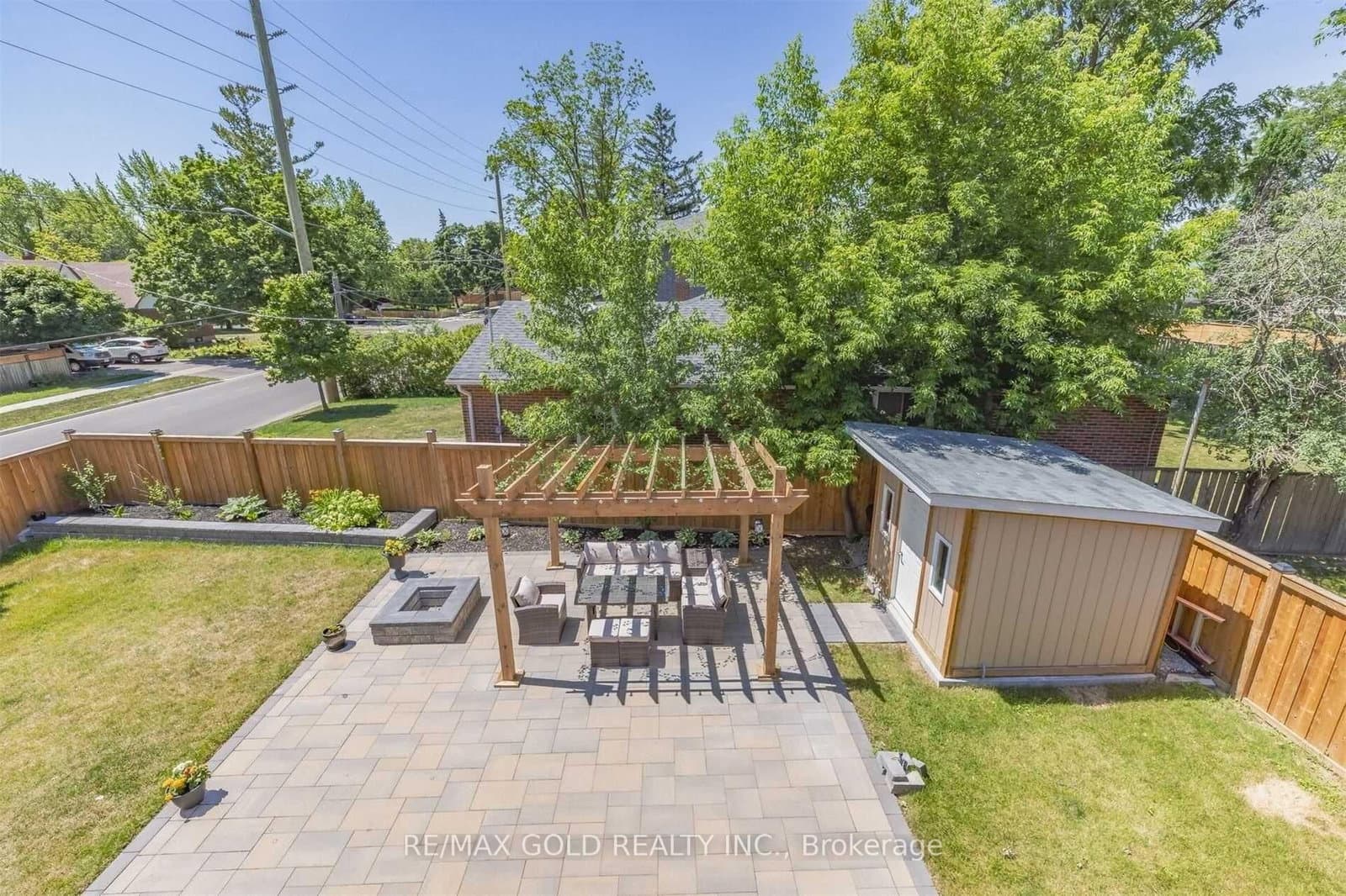 135 Mill Street S thumbnail 44