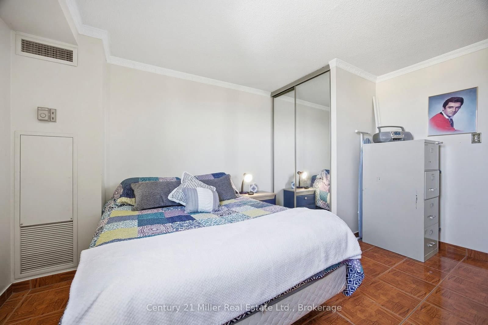 3845 Lake Shore Boulevard W, Unit 411 thumbnail 15